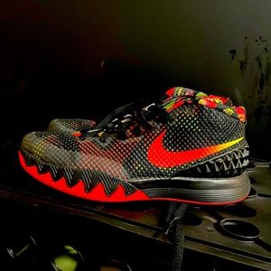 Kyrie 1 size 8 mens worn once